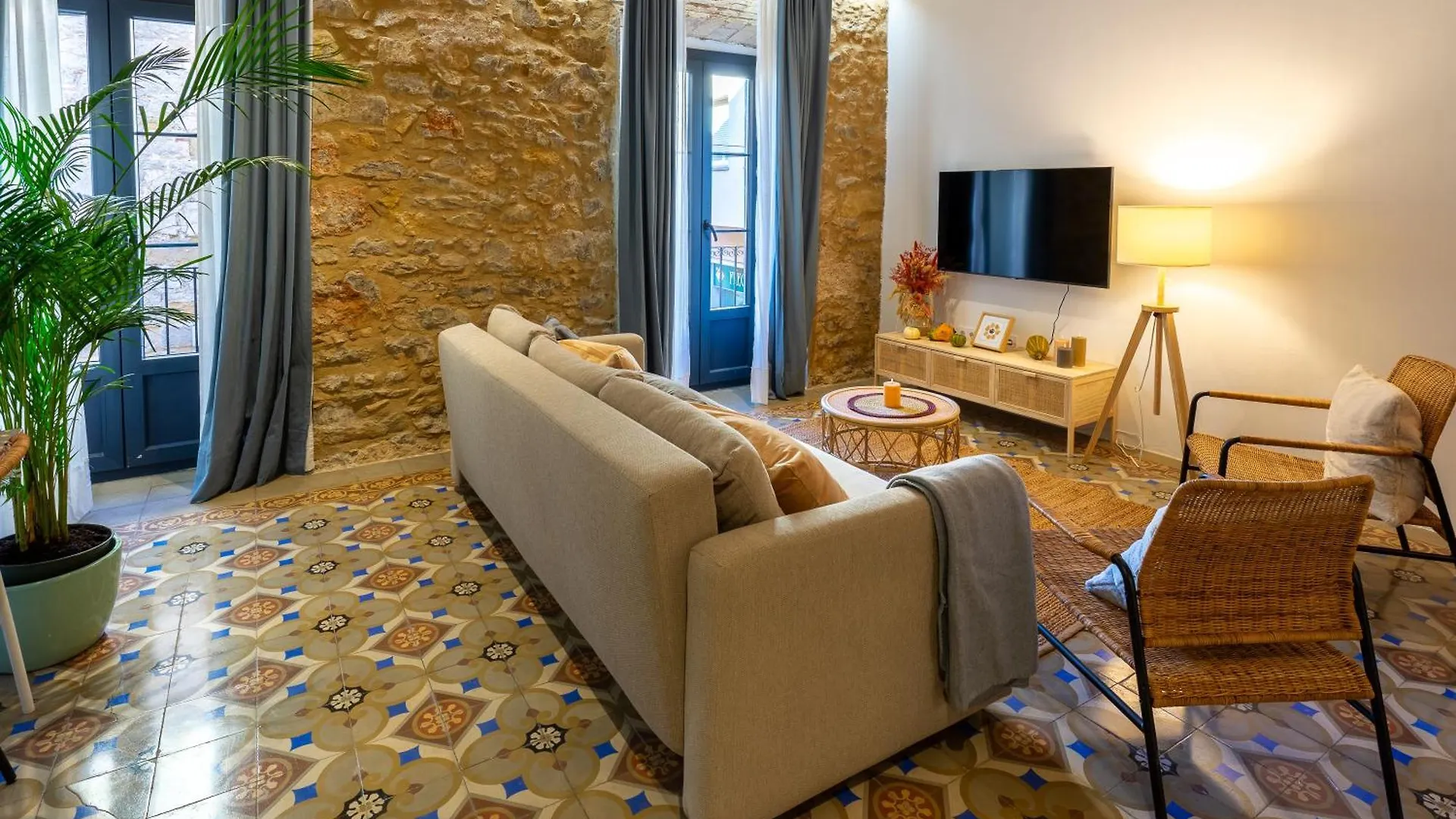 Empordanna, Apartamento Con Encanto En El Corazon Del Emporda Torroella De Montgri